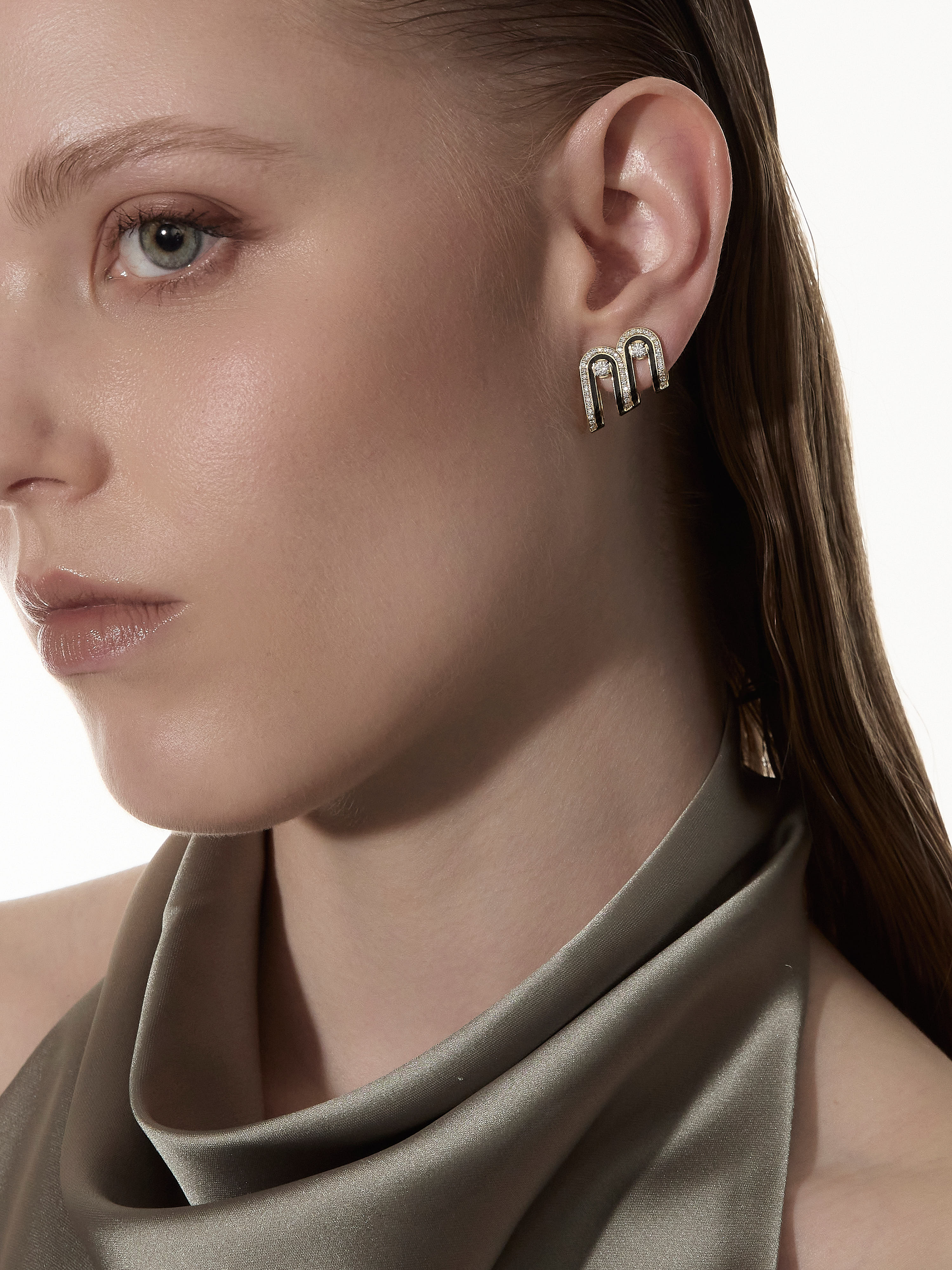 Dias Minor Twin Jet Black Earrings