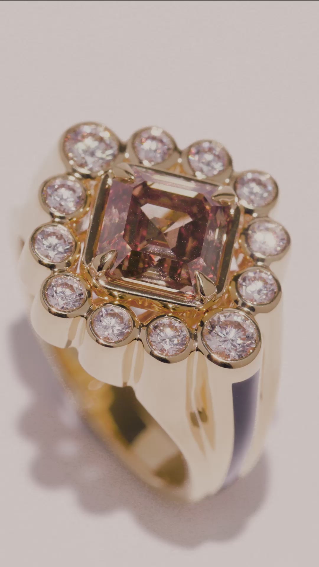 Load video: Sanssouci Bloom Whiskey Diamond Ring