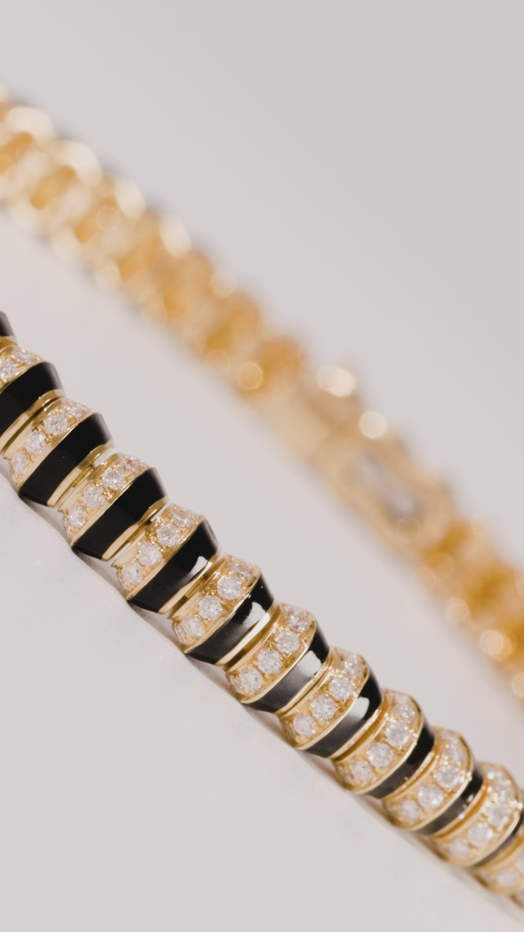 Load video: Borsh Minor Jet Black Bracelet