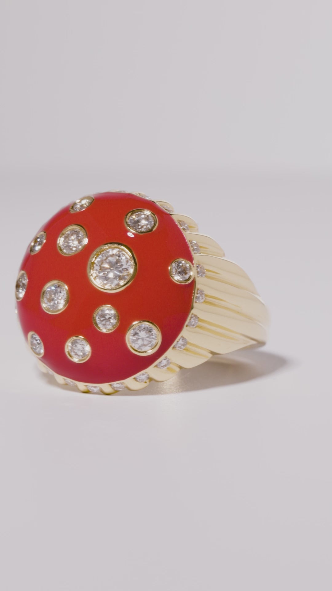 Load video: Toadstool Red Bombé Ring