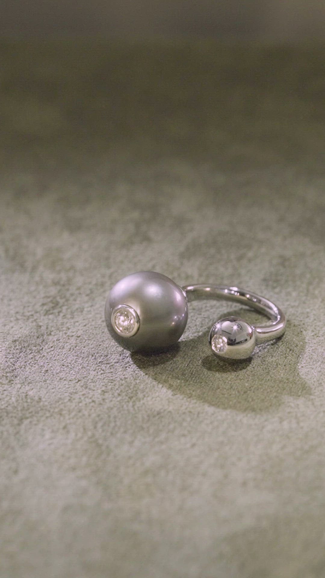 Load video: Nemara Grand Noir Ring