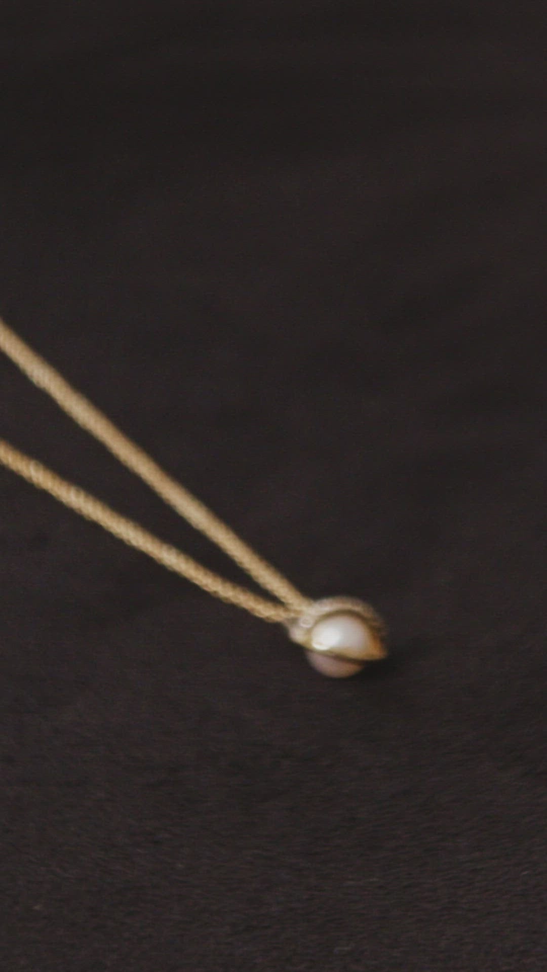 Load video: Allegory Pavé Pearl Pendant