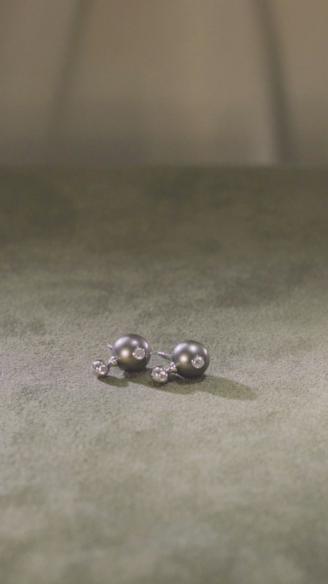Load video: Nemara Noir Earrings