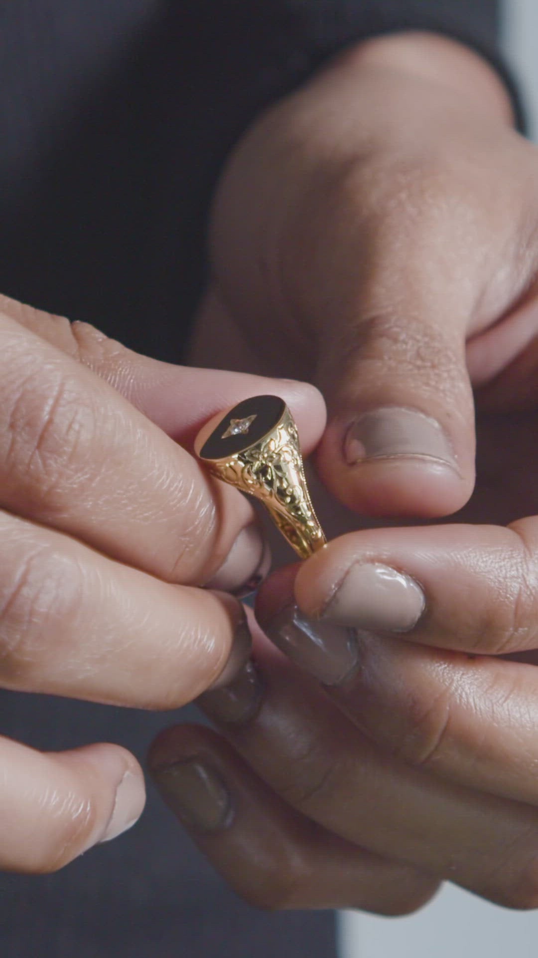 Load video: Drew Warisan Diamond Signet Ring